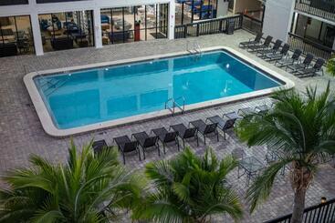 Отель Monreale Express International Drive Orlando