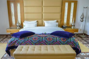 هتل Aralia Boutique Hôtel