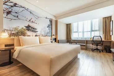هتل Atour  Kaifeng Qing Ming Shang He Yuan