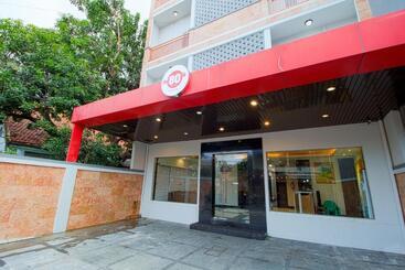 Hotell De 80 S Ekonomi