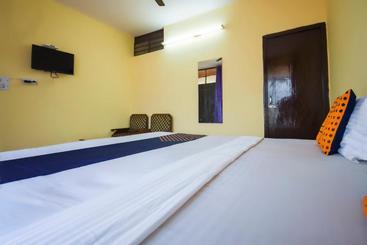 Отель Spot On 65964  Amar