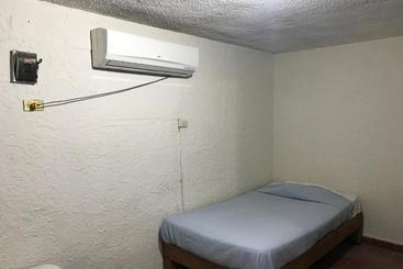 هتل Del Puerto