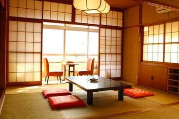 Sagaeya Ryokan