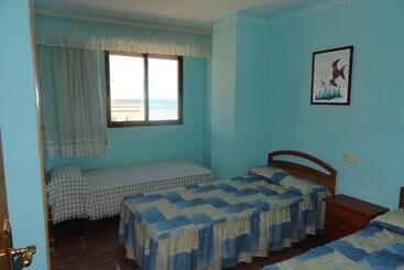 Apartamentos Raymar
