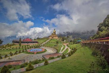 Отель Oyo 68029 Grace Homestay