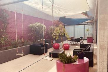 تختخواب و صبحانه Le Loft De Patricia