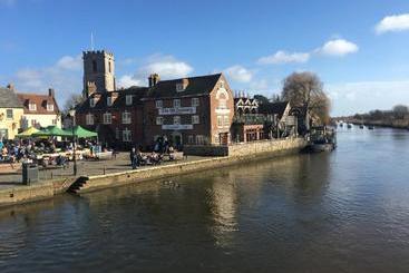 مبيت وإفطار Spurwing Guest House