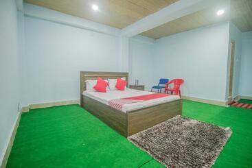 Отель Oyo 67708 Brikcha Mukhia Home Stay