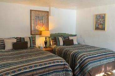 هتل Blue Sky Retreat At San Geronimo Lodge