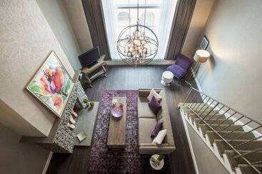 Magnolia Hotel Omaha