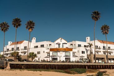 Sandcastle Hotel On The Beach