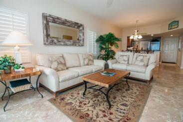 شقق خاصة سياحية Shell Island Beach Club #7b