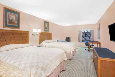 فندق Super 8 By Wyndham San Angelo