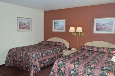 فندق على الطريق Economy Inn