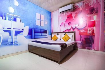 هتل Spot On 66080  Milan