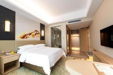 فندق Vienna International