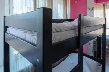 Hostel Puzzle Alfa