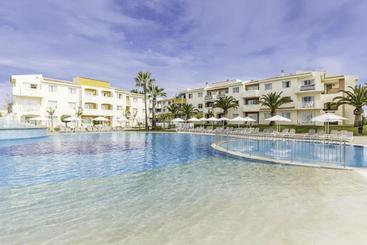 هتل Blau Punta Reina Junior Suites