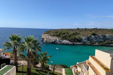 هتل Blau Punta Reina Junior Suites
