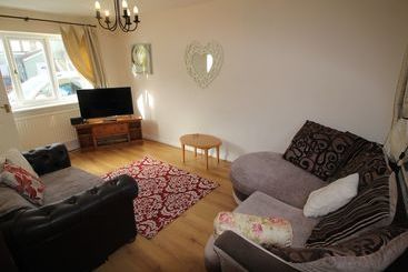 Tongwynlais Cottage By Cardiff Holiday Homes