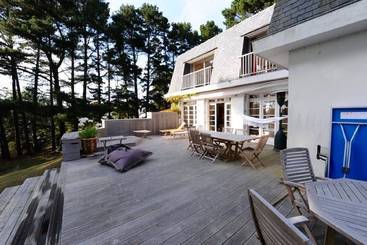 Жильё для туристов Villa Vue Mer Presqu île De Crozon