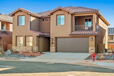 Жильё для туристов Cloud Nine #104 By Redawning