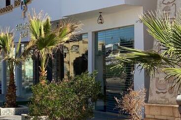 호텔 Golden Plaza Dahab Resort