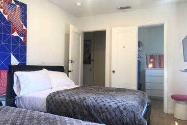 پانسیون Beverly Boutique Apartroom Of Hollywood