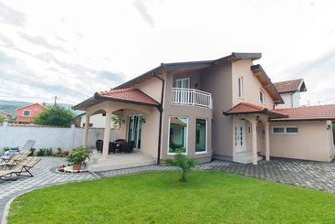 Жильё для туристов Villa Fantasy