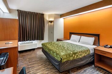 בית מלון כפרי Econo Lodge North Academy