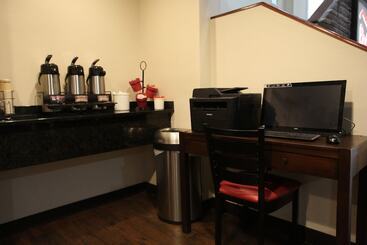 فندق Red Roof Inn Plus+ Palm Coast