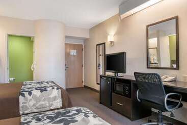 Отель Sleep Inn Carlisle South