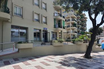 Пансион Faro Solo Para Mujeres