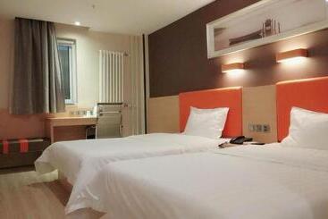 هتل 7days Premium Qingdao Xianggang Middle Road Zhiqun Road Subway Station Branch