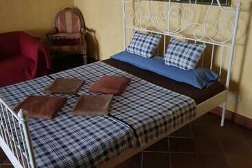 Flora B&b Rooms In Privat Home