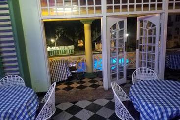 Rosi Ocean Sand Hotel Apt