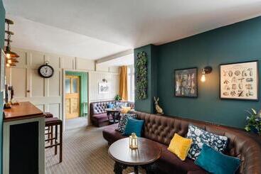 مبيت وإفطار The Fromeway