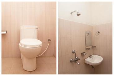 هتل Oyo 766  Crown Plaza