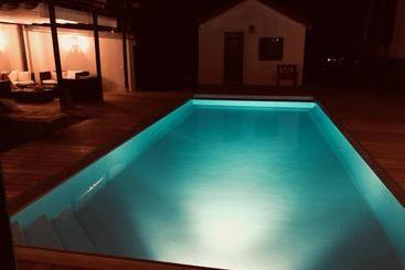 住宿加早餐 Villa Parisiata