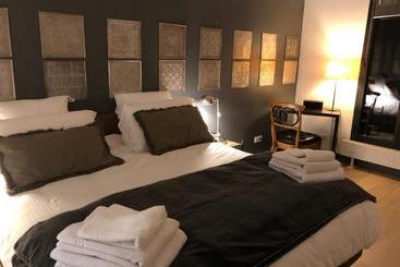تختخواب و صبحانه Villa Parisiata