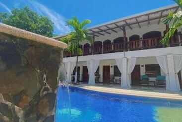 酒店 Ocean View Lodge