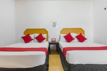 בית מלון כפרי Paradise