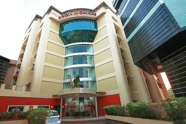 בית מלון כפרי Royal Omars