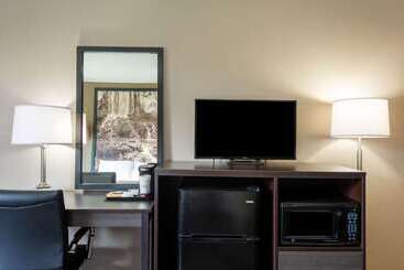 モーテル Super 8 By Wyndham Abingdon Va