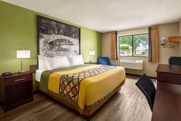 مُتل Super 8 By Wyndham Ankeny/des Moines Area