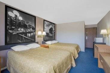 فندق على الطريق Super 8 By Wyndham Winnemucca Nv