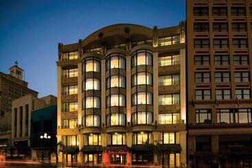 استراحتگاه Club Wyndham Harbour Lights