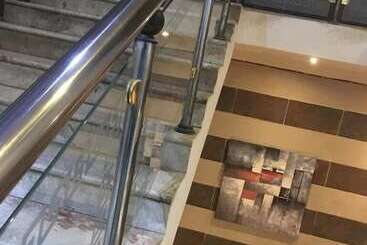 アパートホテル Almakan Suites 111