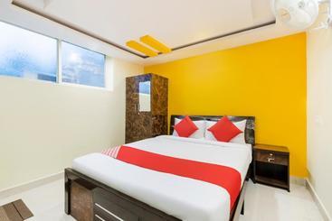 هتل Oyo 65199 Saishine Inn