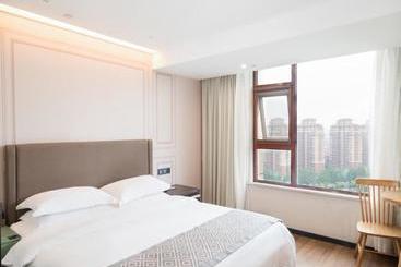 Hotel Gem  Ma Anshan Huashan District Geyang Road Shanjiang Building